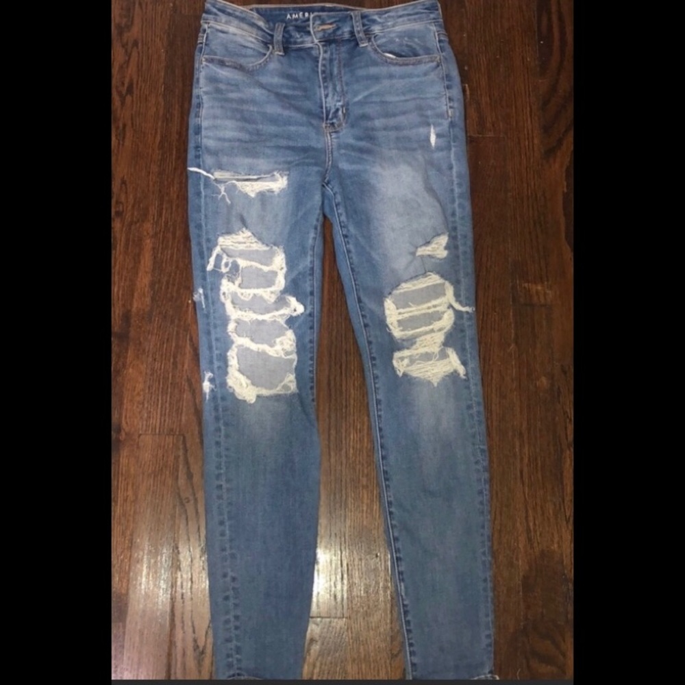 Women’s American Eagle Jeans